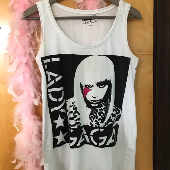 Lady Gaga T-shirt 👩🏼‍🎤 - Picture 2 of 5